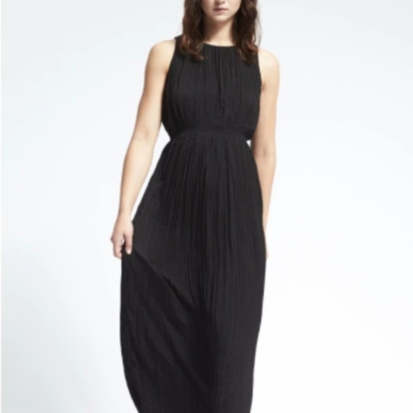 banana republic gathered pleat maxi dress Banana Republic Women's Stretch-Cotton Pleated Maxi Dress Reddish Brown Size XL